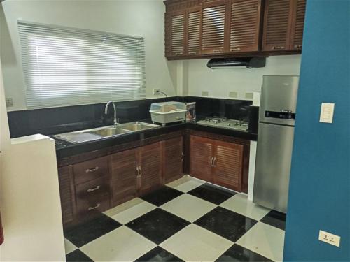 apartment-kitchen